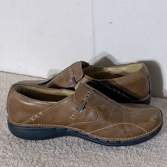 Clarks Unstructured Brown Leather Slip on Shoes 6.5 - Picture 5 of 10